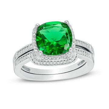 Emerald Engagement Ring Example 3