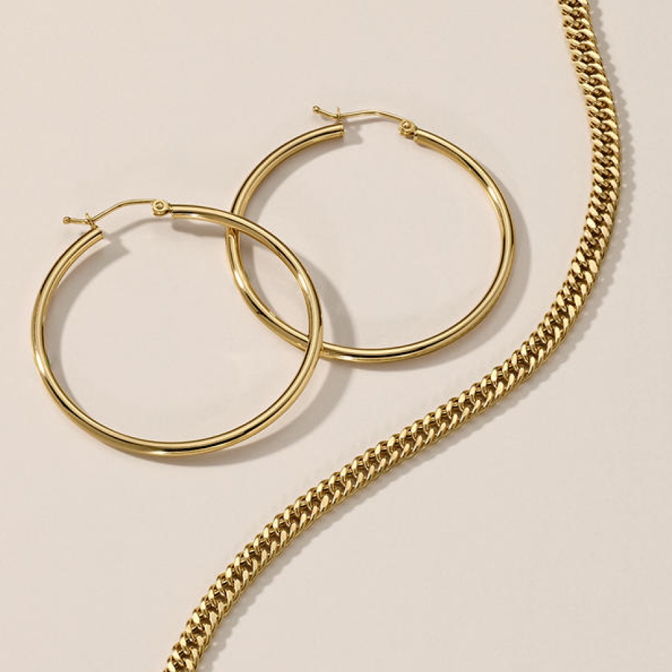 YELLOW GOLD