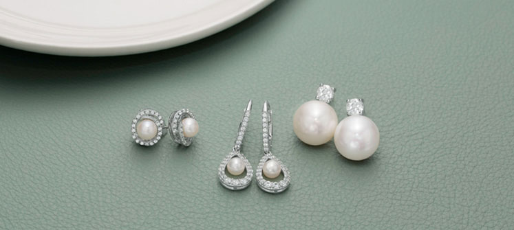 Gemstone Jewelry Set Solitaire Diamond Cut Stone Topaz Earrings And Necklace Clear Semi-Precious Gemstone Black Silver Oxidised Silver
